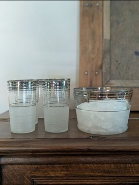 Frosted & Silver Stripe 7 Piece Cocktail Set Tumblers And Ice Bucket MCM Barware